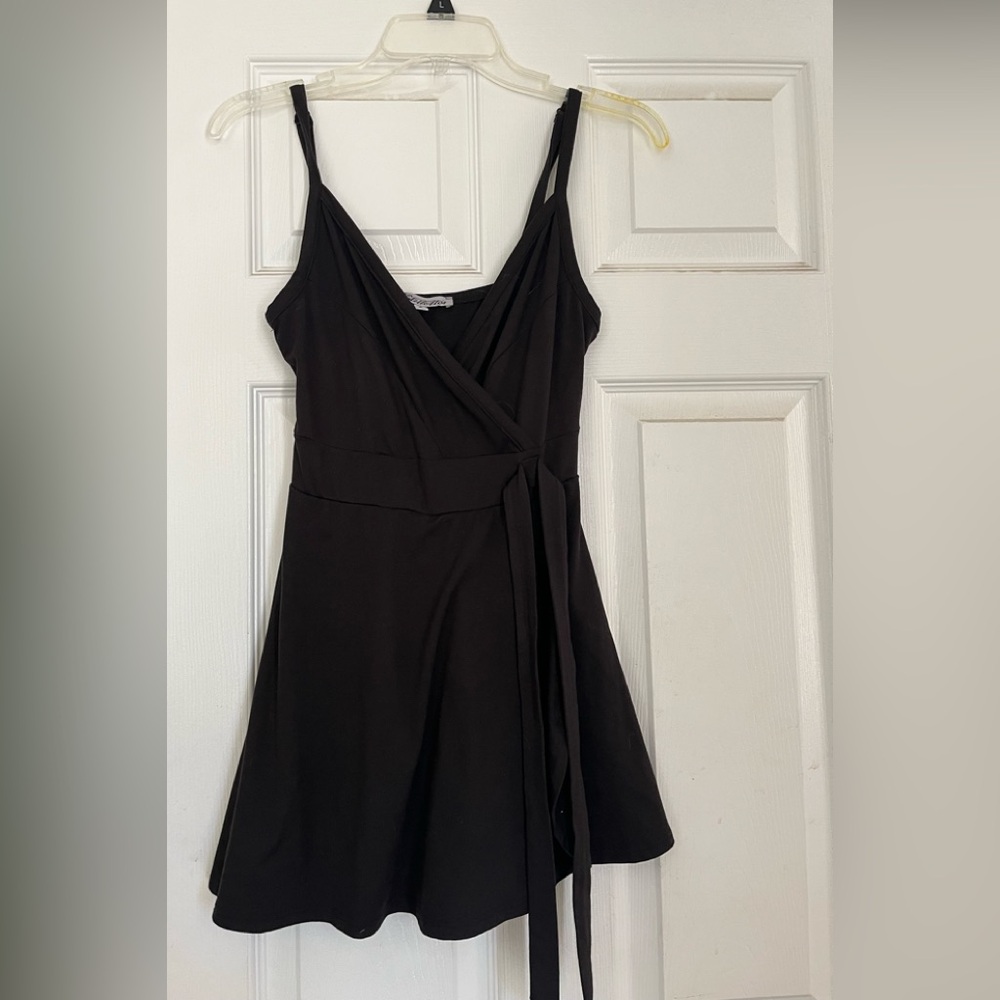 Elegant Black Wrap Dress/ shorts - Stillettos size small